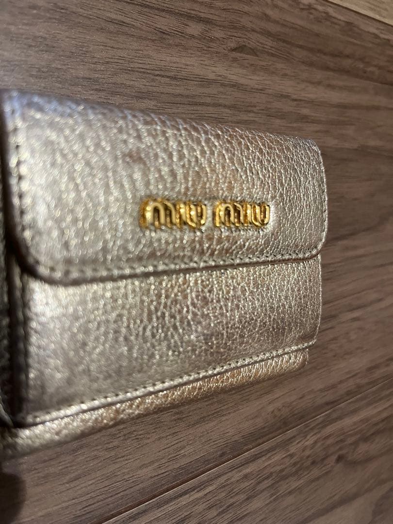 使用感あり◉miumiu 小型財布　ゴールド