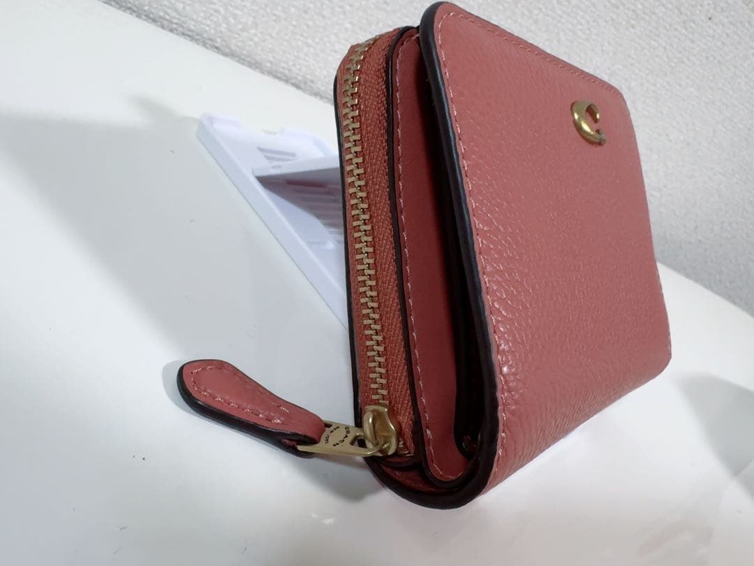 【新品・正規品】コーチ 2つ折り財布
