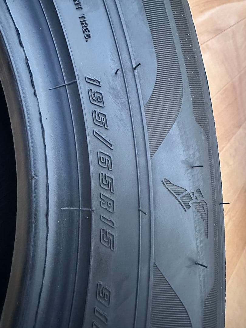 GOODYEAR 195/65R15 タイヤ 2本新品みたい 2024年式です