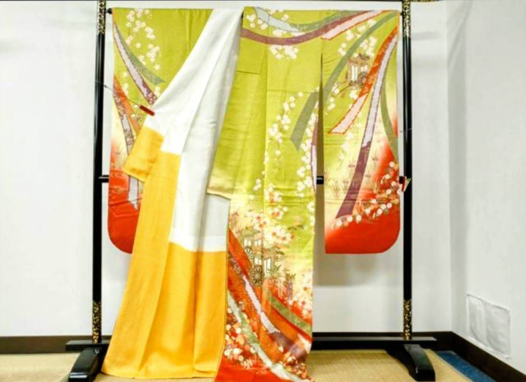 いらち品物 桂由美 監修&極美品【 着物 振袖 結婚式 訪問着 成人式】