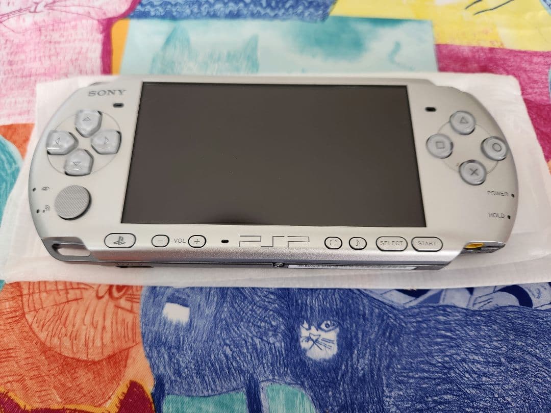 PSP3000MS ミスティックシルバー