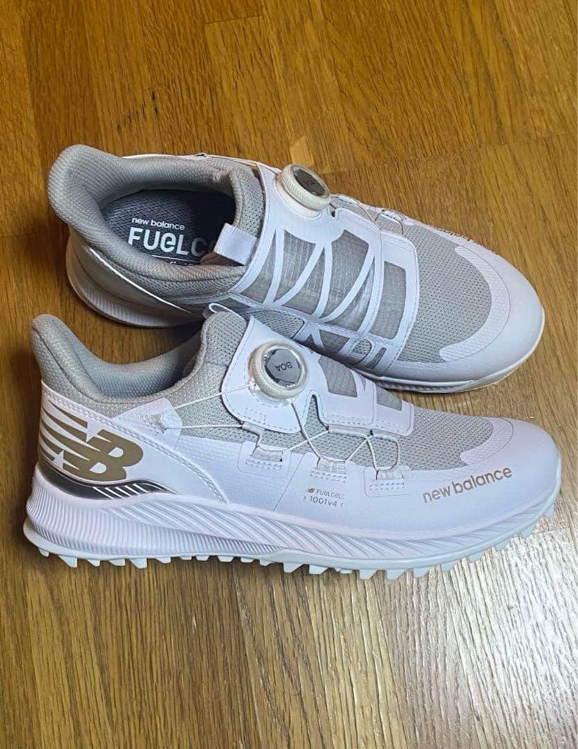 New Balance FuelCell ゴルフシューズ　24.0