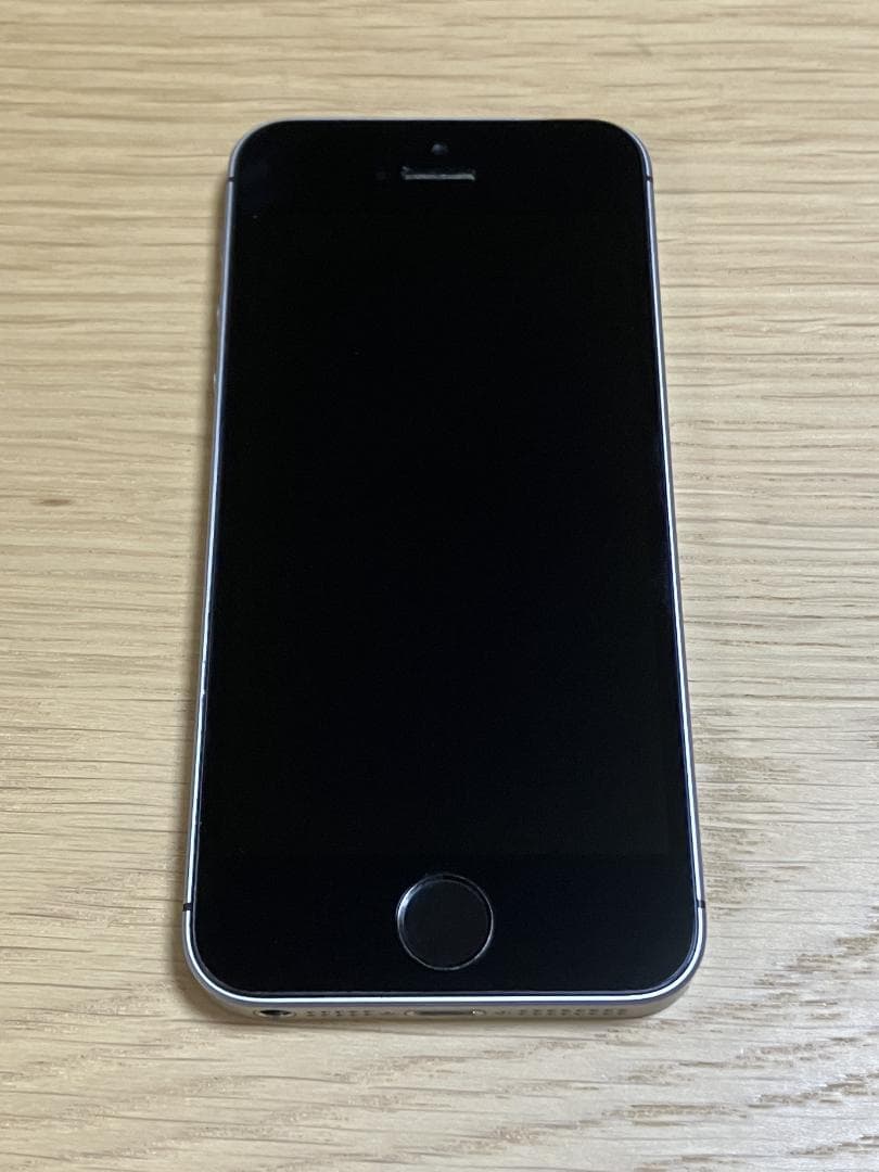 iPhone SE (第1世代) 128GB SIMフリー [スペースグレイ]