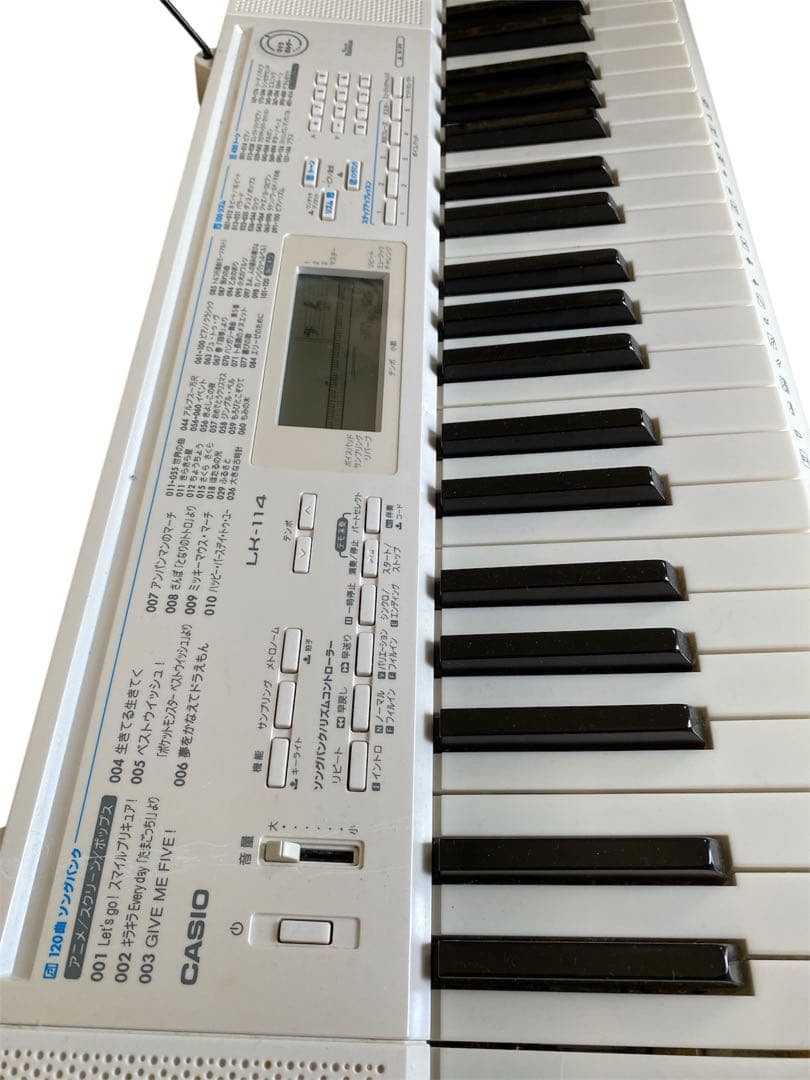 ライト付きCASIO LK-114 光ナビゲーション キーボード
