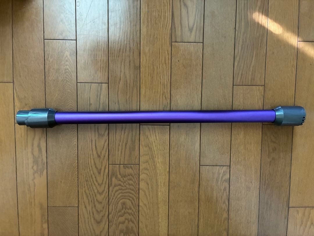 ダイソン　コードレス掃除機　SV18　①　2022年製　稼働時間：43分22秒