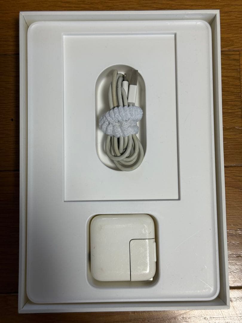 Apple iPad mini 3 128GB シルバー 箱あり