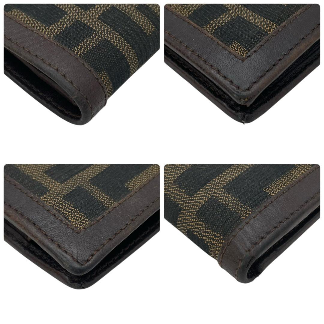 【美品】 FENDI フェンディ 二つ折り財布 ズッカ柄 レザー