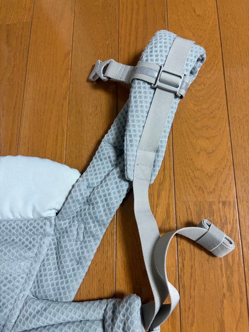 エルゴベビー オムニブリーズ 抱っこ紐 パールグレー　メッシュ　正規輸入品