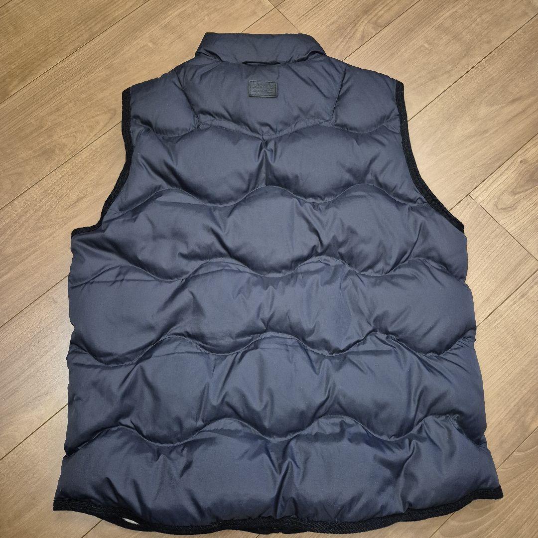 AIGLE ブラック ダウンベスト