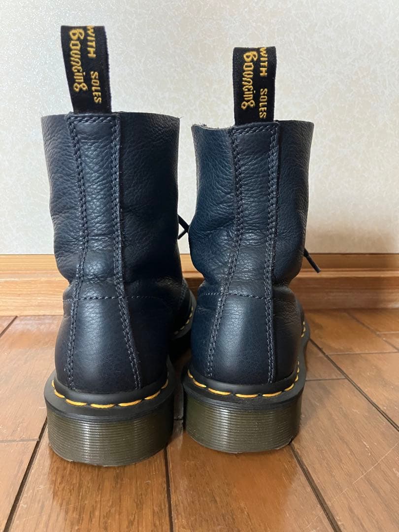 Dr. Martens ドクターマーチンブーツ　　送料無料