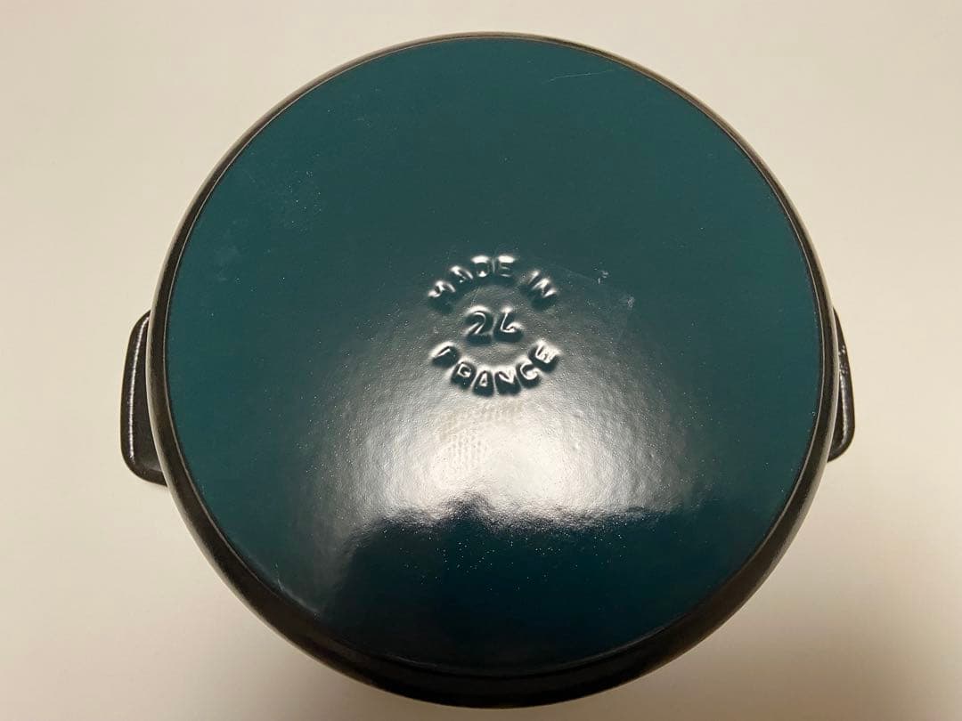 【新品未使用】Staub ピコココット ラウンド 24cm ブラック おまけ付き