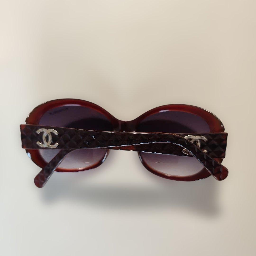 CHANEL ダークレッド サングラス