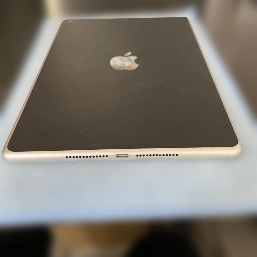 Apple iPad (第5世代) 32GB シルバー