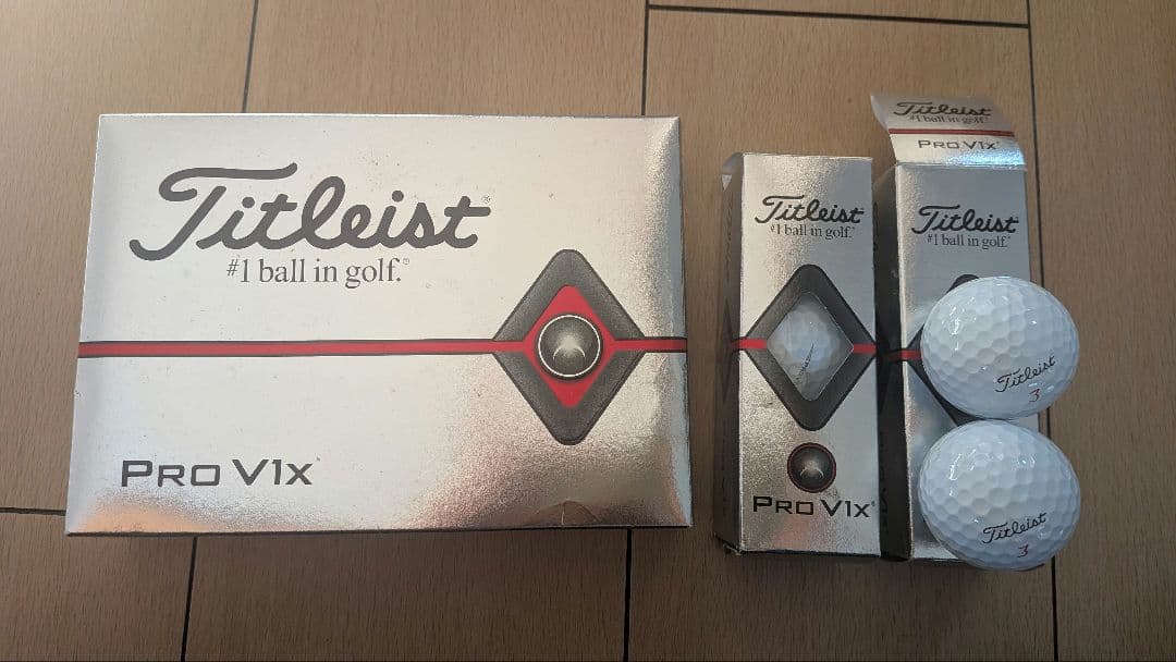 Titleist Pro V1x ゴルフボール 12個入り　+5個
