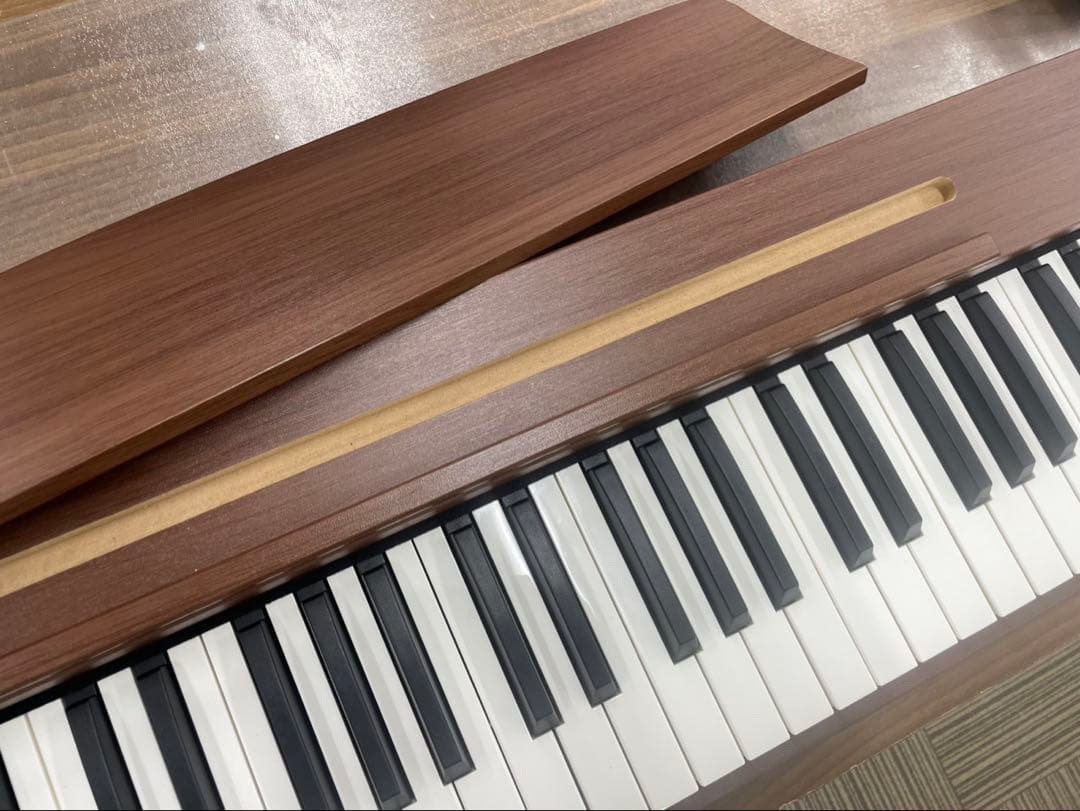電子ピアノ88鍵盤　給電タイプ　木目調ボディ　マホガニー