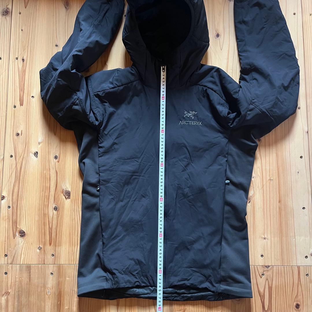 む*ら様 ARC'TERYX アークテリクス アトムLT ブラック 刺繍ロゴ S