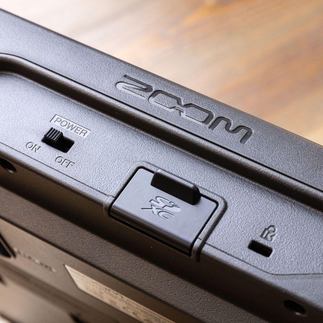 【美品②】ZOOM LiveTrak L-8 8chミキサー/レコーダー