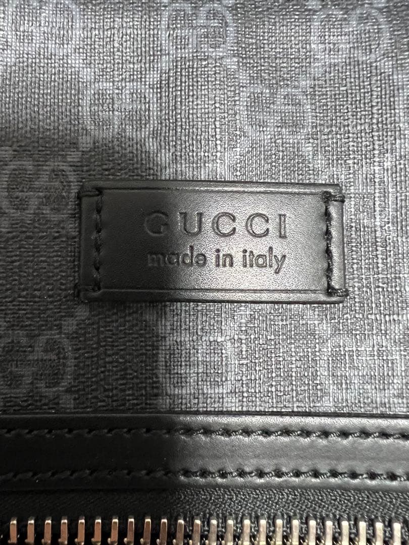 GUCCI ショルダーバッグ メッセンジャーバッグ クーリエ ワッペン
