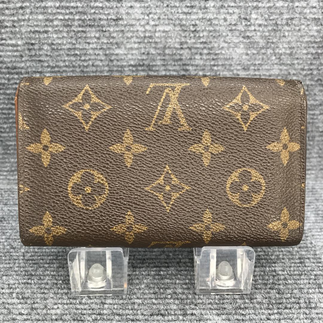 LOUIS VUITTON　ルイヴィトン　二つ折り財布　モノグラム　323