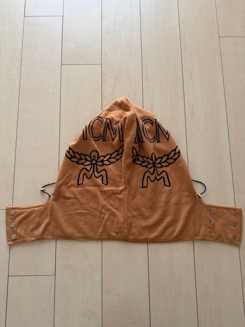 【激レア】TISA PHENOMENON × MCMフードキャップ
