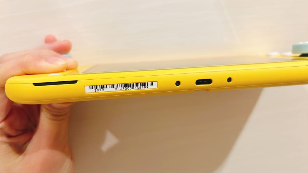 Nintendo Switch Lite イエロー箱付き