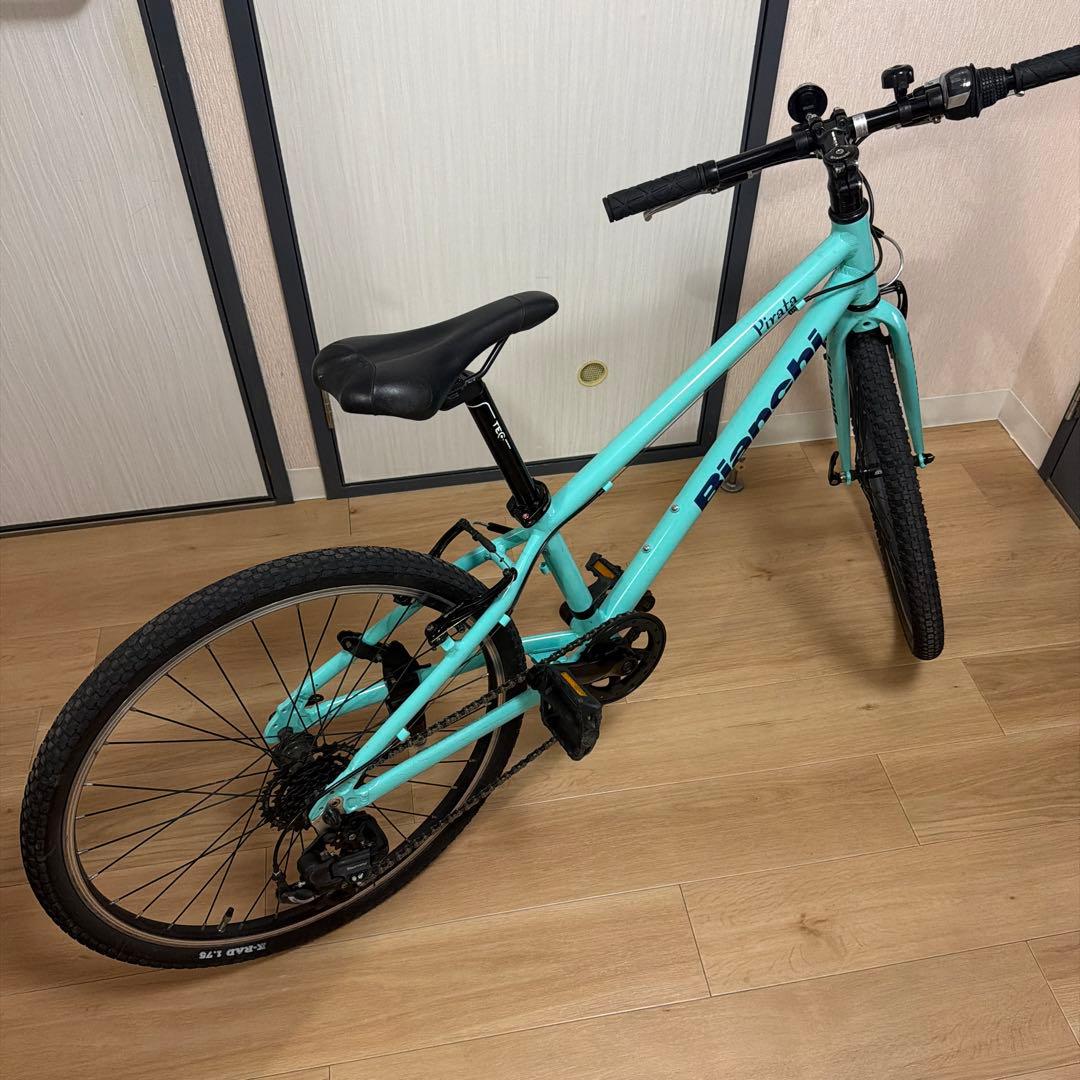 Bianchi Pirata24インチ ジュニア向け