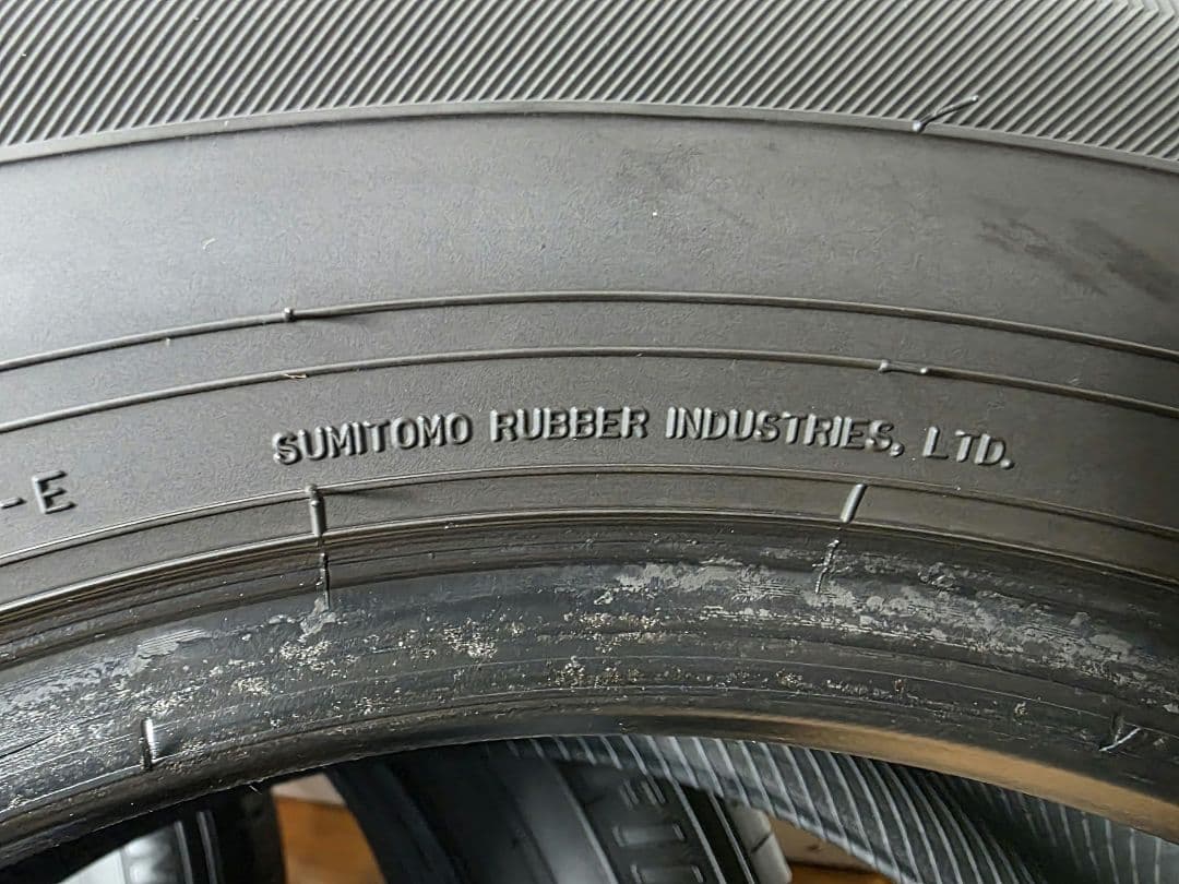195/65R15 夏タイヤ 年式特価品 深溝