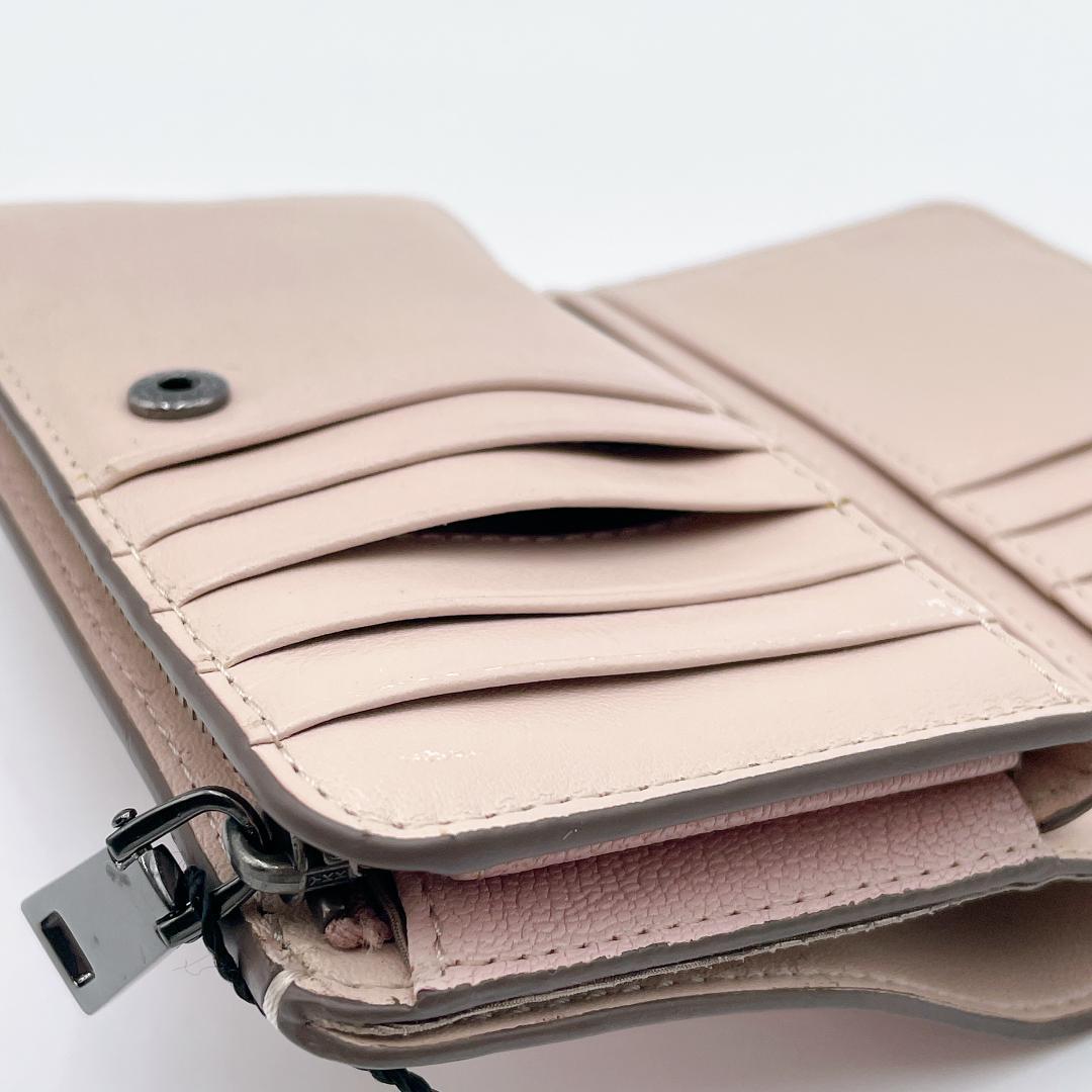 極美品 MARC JACOBS 二つ折り財布 スナップショット m664