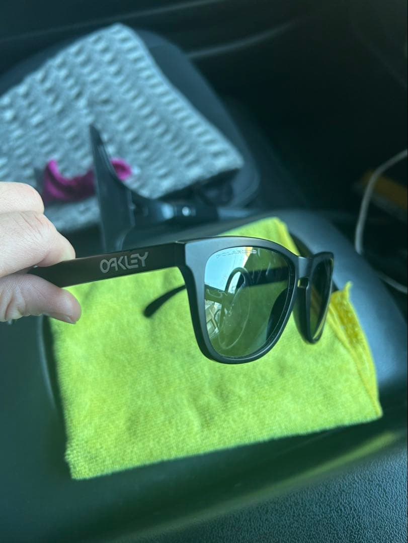 Oakley ブラック サングラス