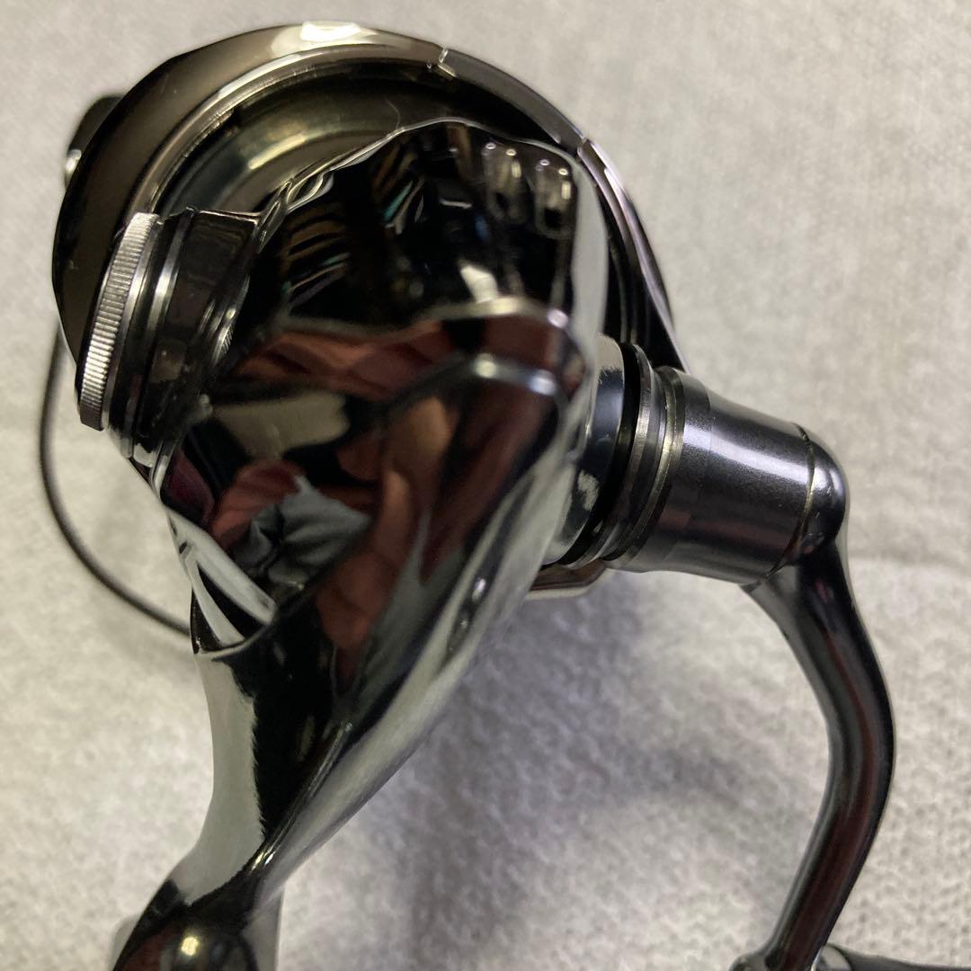 使用少ない美品　18 ステラC2000SHG C2500SHGスプールオマケ有り