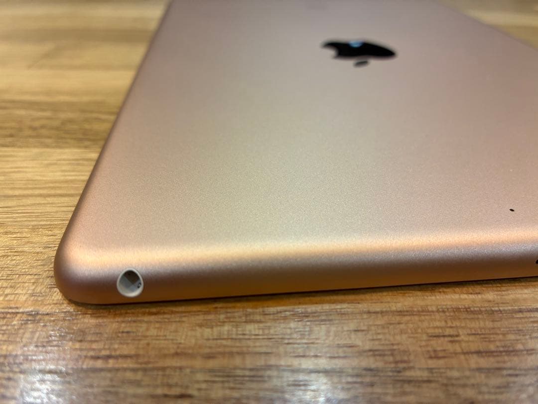 iPad 第6世代　32GB ゴールド