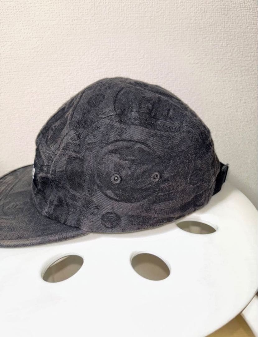Supremeドル紙幣柄キャップ