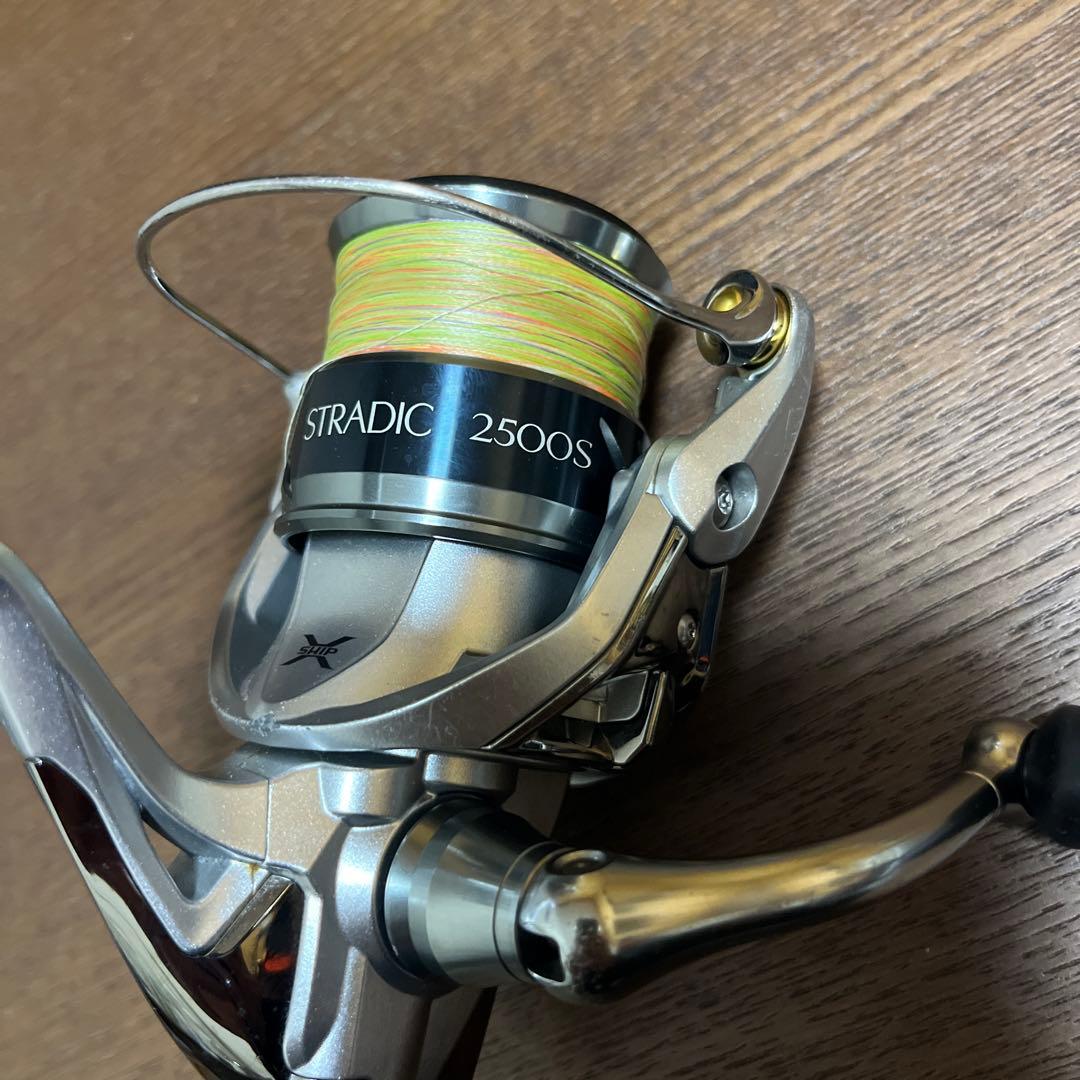 SHIMANO STRADIC 2500S スピニングリール