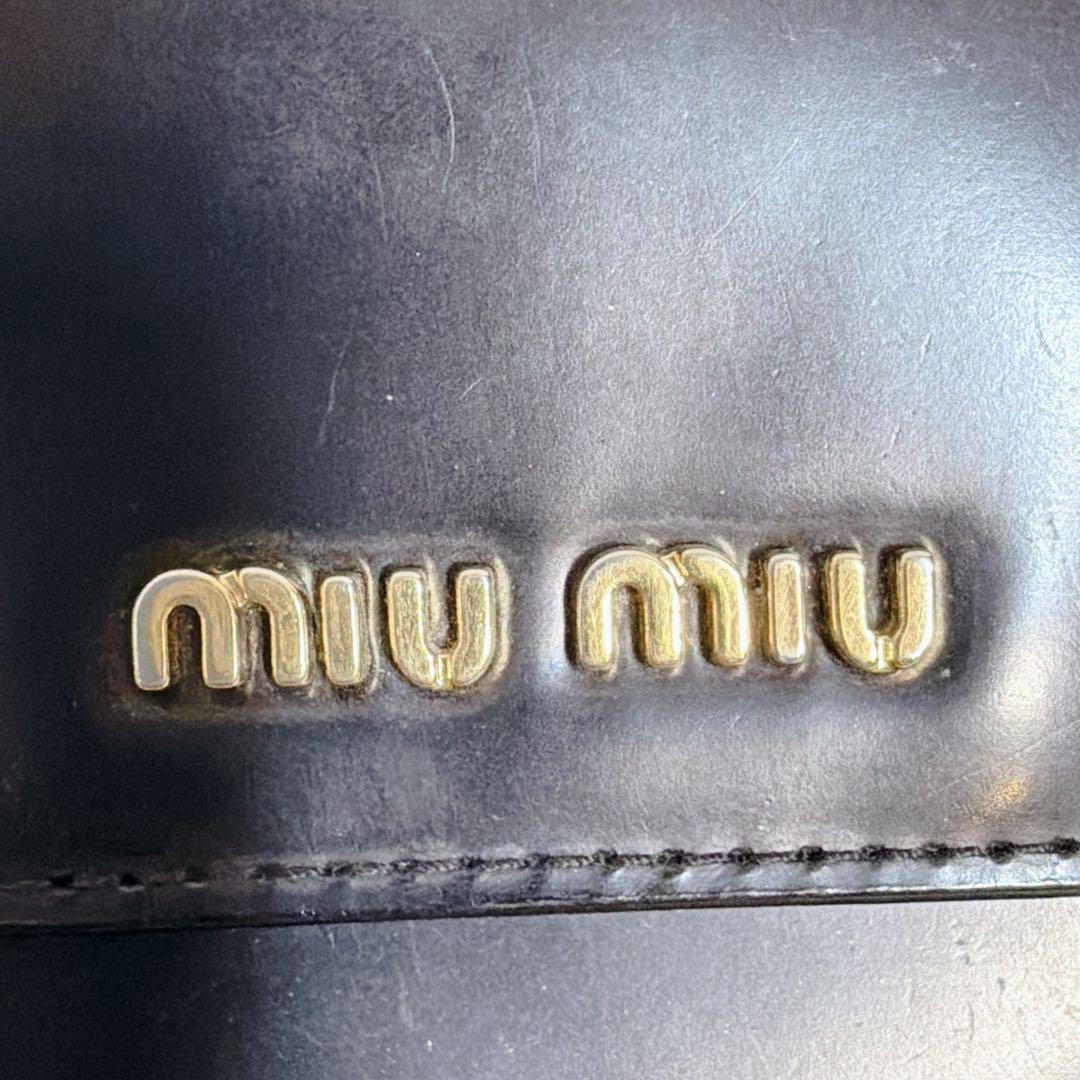 MIU MIU 黒 三つ折り財布　箱付