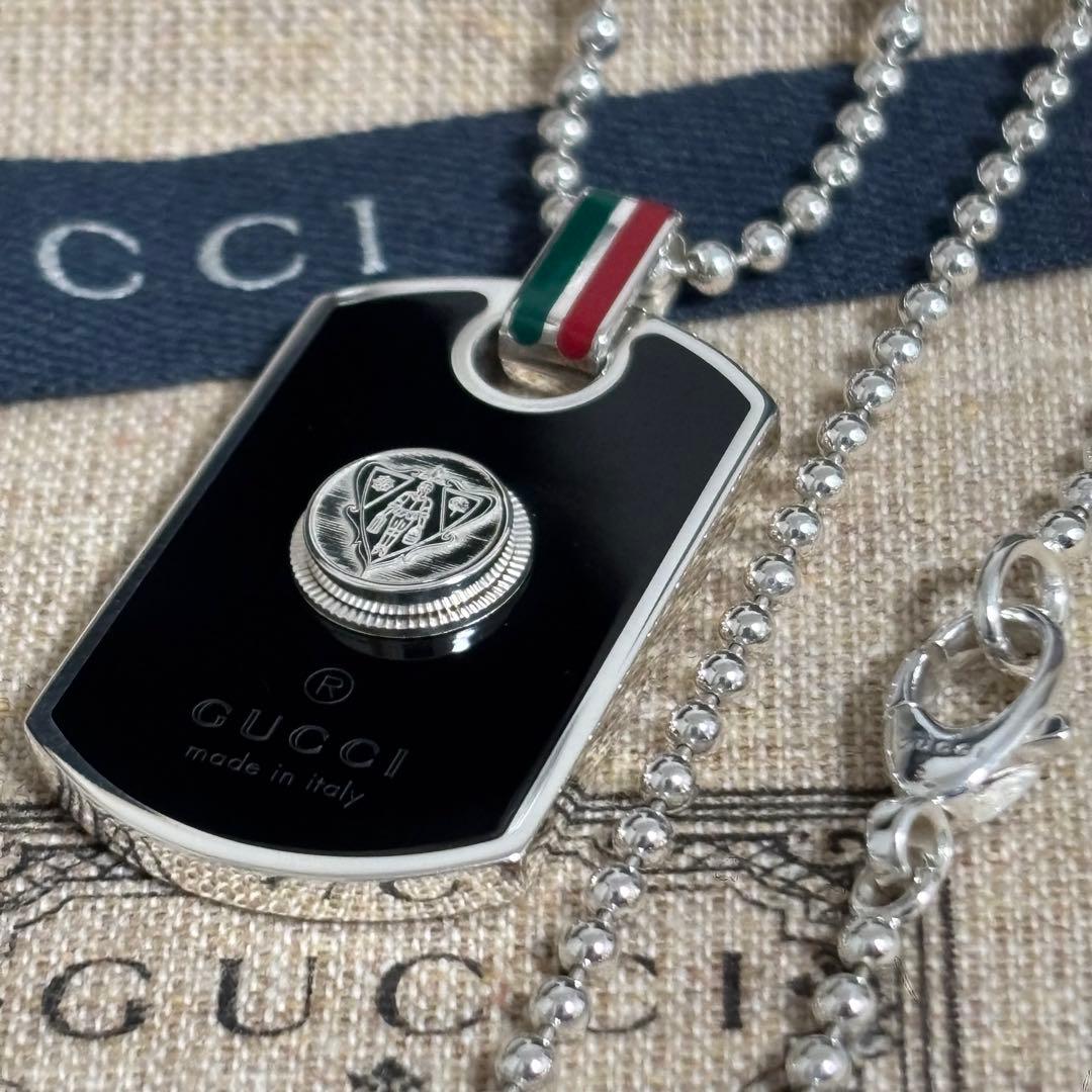 GUCCI 新品未使用品　クレストG刻印エナメル ドッグタグネックレス　925