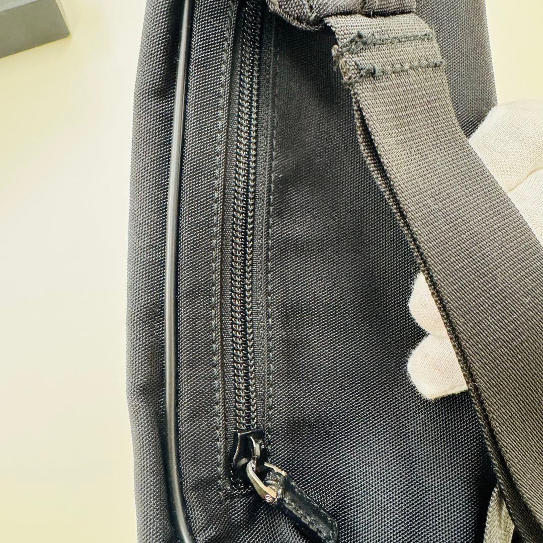 GUCCI グッチ ベルト バック キャンバス レザー ブラック