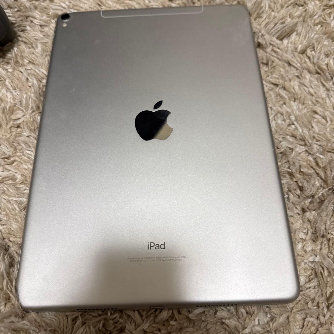 レ*ク様 Apple iPadPro10.5インチ シルバー A1709 64G