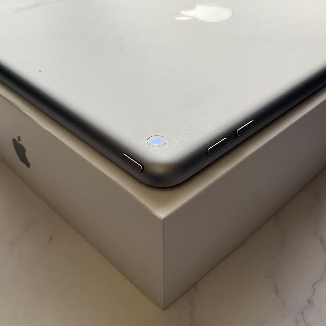 【極美品】Apple iPad 第6世代 Wi-Fi 128GB
