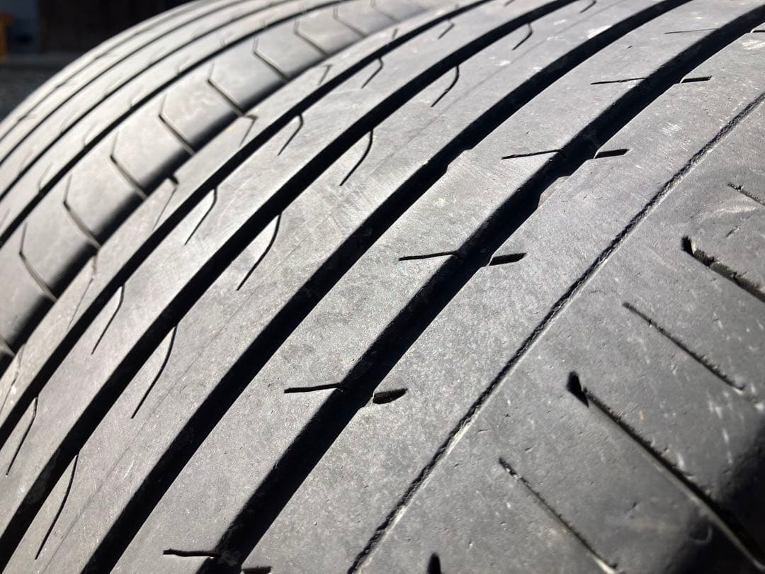 225/55r18中古タイヤ2本セット