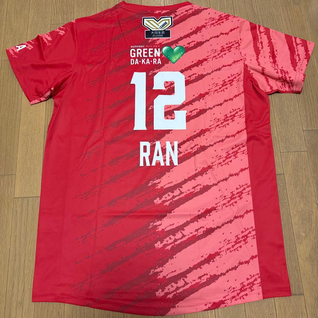 サントリーサンバーズ　高橋藍選手　ユニフォーム