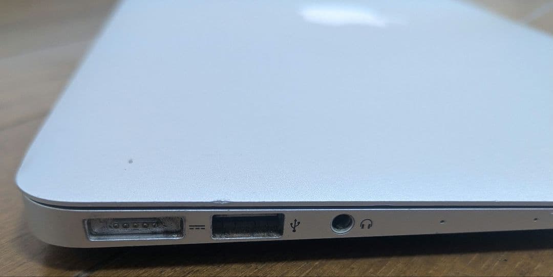 MacBook本体 MacBook Air A1465