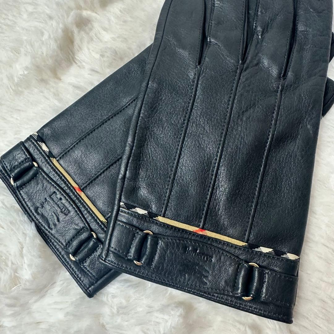 てぃかすぃ 様用Burberry レザー手袋 黒 ノバチェック柄