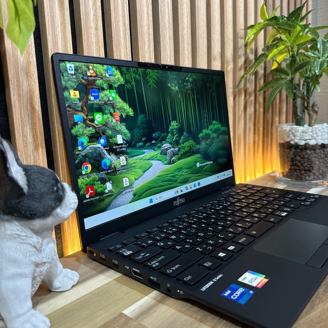美品‼️LIFEBOOK U9311☘最高峰i7第11世代☘FHD☘ノートパソコン