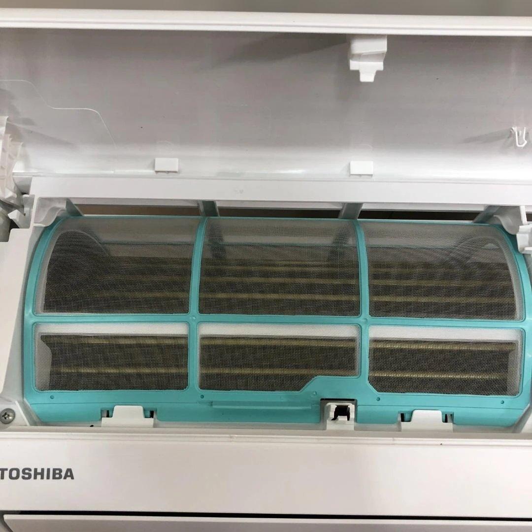 美品 東芝 RAS-K221M 6畳用 エアコン 2023年製 112969-1