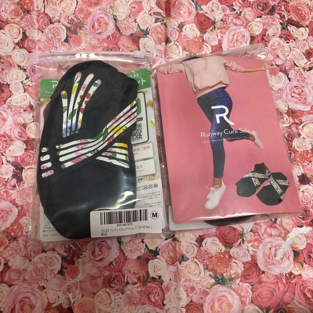 Runway Cure Sole 黒 Mサイズ ソックス