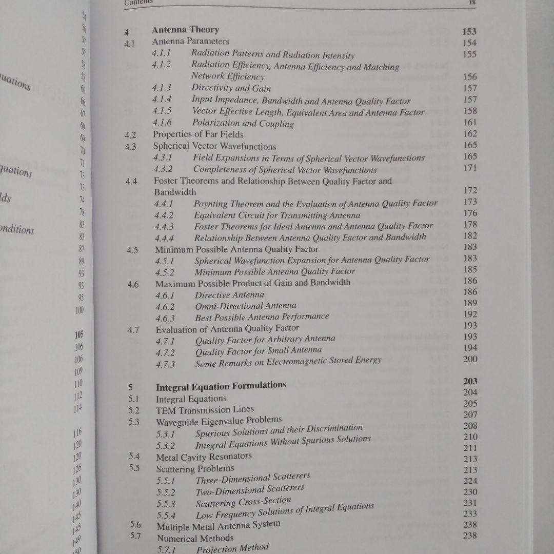 洋書 Foundations of Applied Electrodynamics