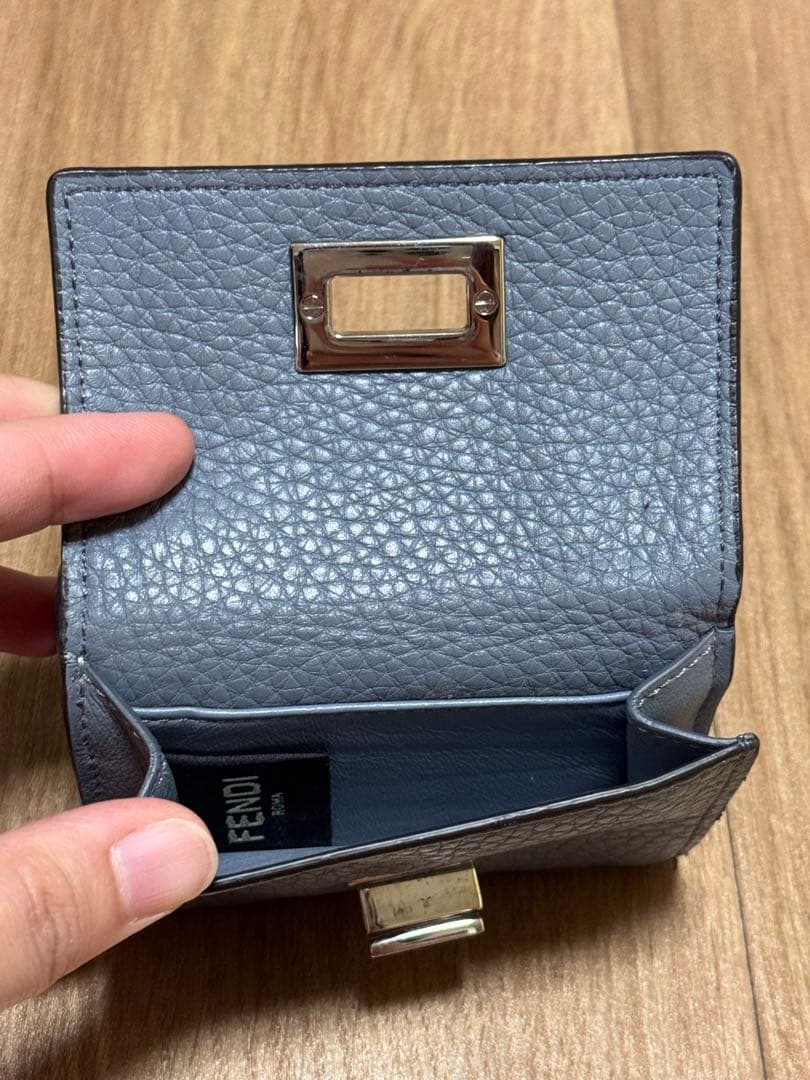 FENDI / ピーカブー / 三つ折り財布　※正規品※
