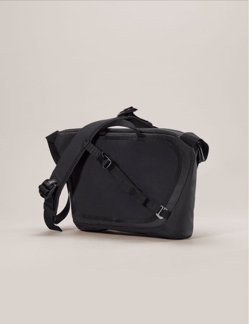 ARC'TERYX グランヴィル 10 クーリエ バッグ GRANVILLE