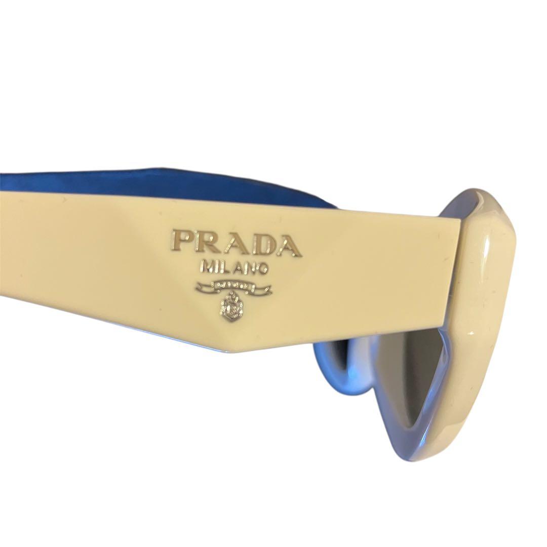 極美品　PRADA プラダ　トライアングルロゴ サングラス　イタリア製