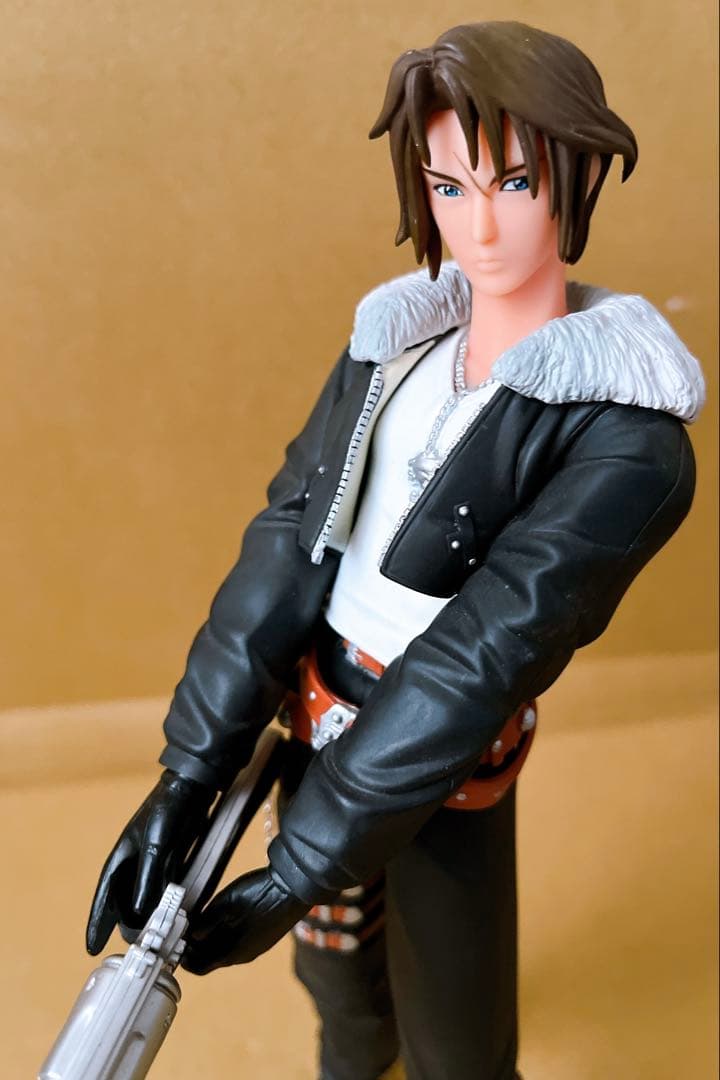 ファイナルファンタジー 8 スコール・レオンハート フィギュア　コトブキヤ